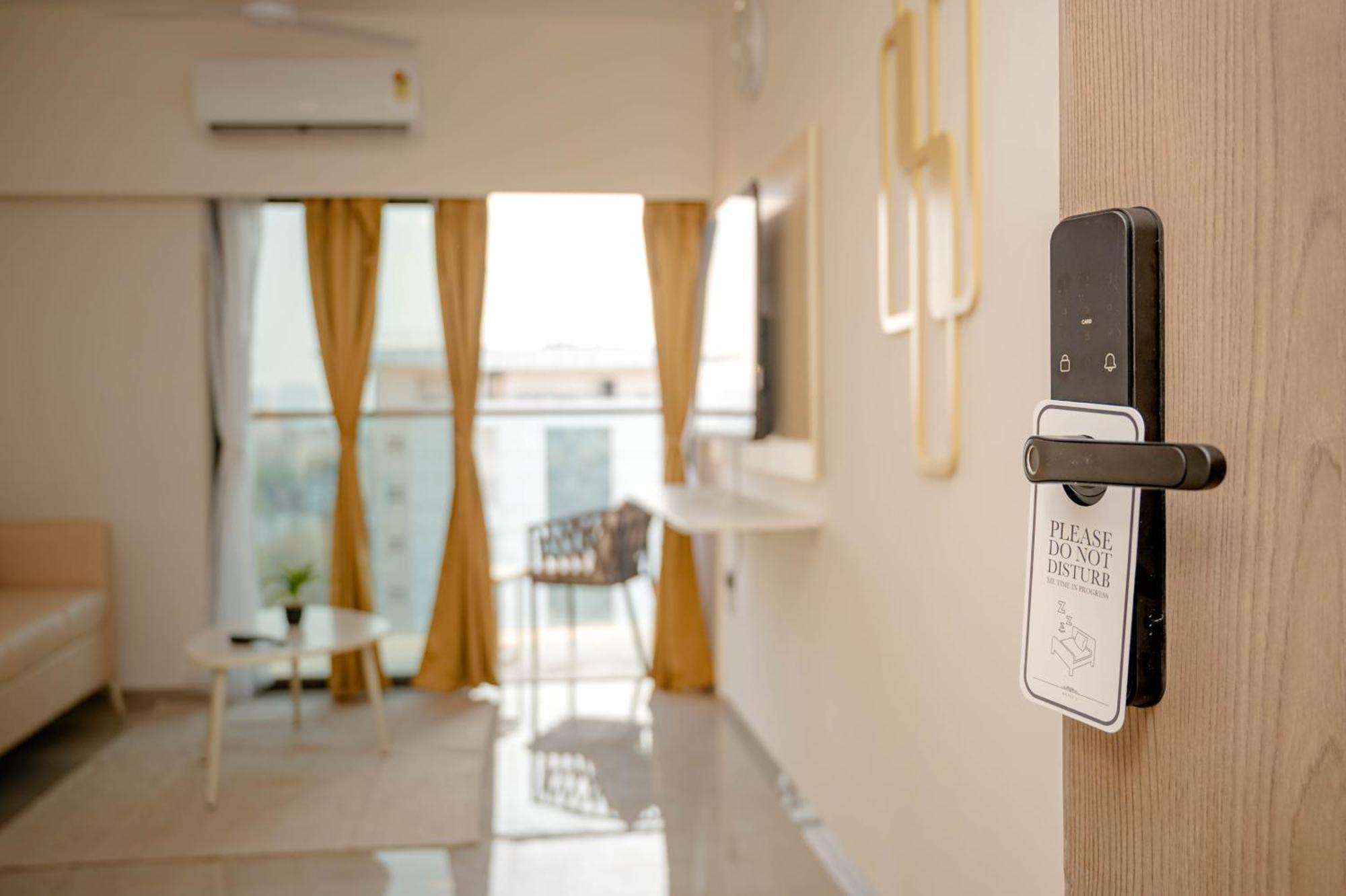 Z Bliss Suites, Bkc Βομβάη Εξωτερικό φωτογραφία