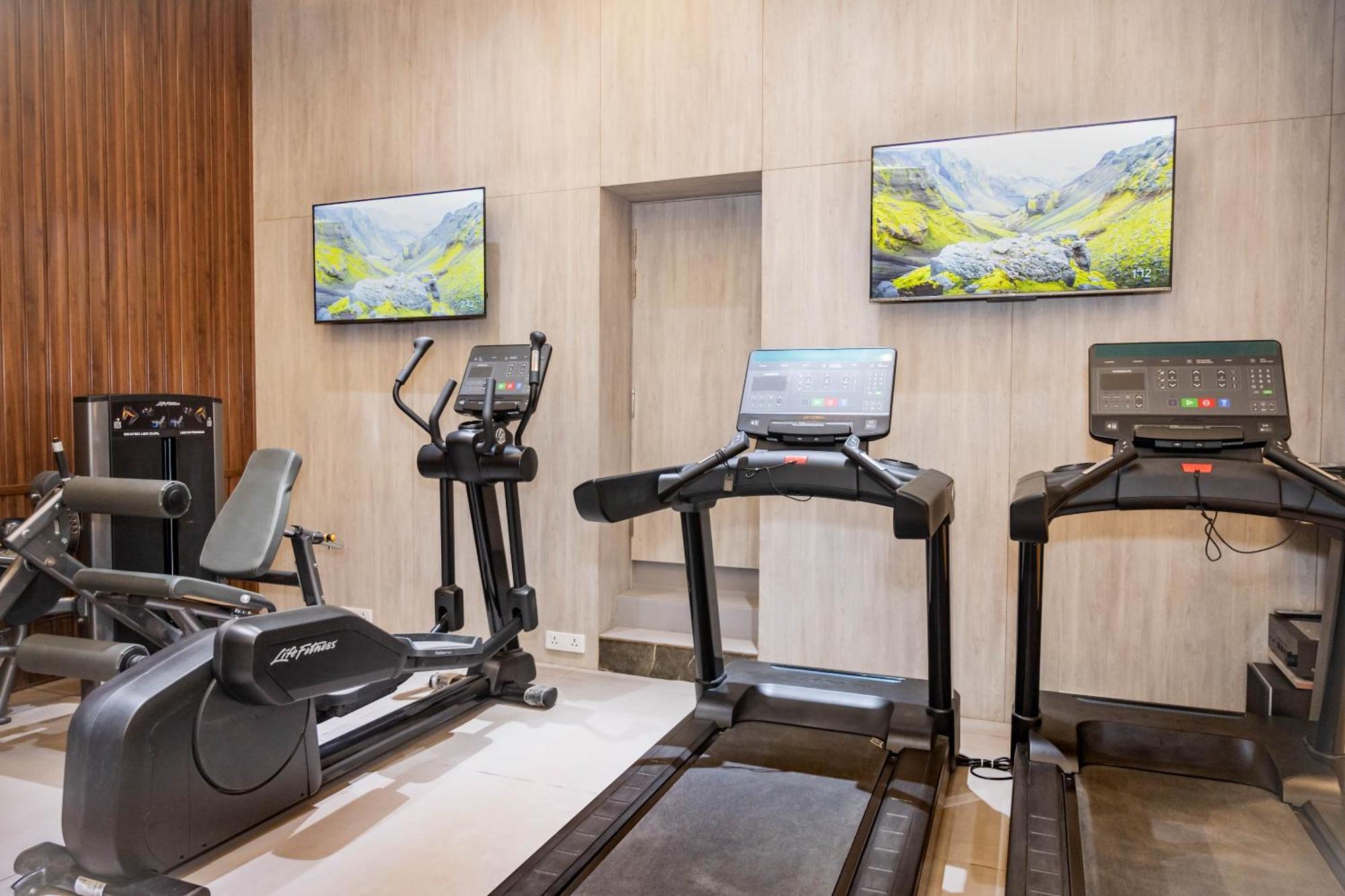 Z Bliss Suites, Bkc Βομβάη Εξωτερικό φωτογραφία